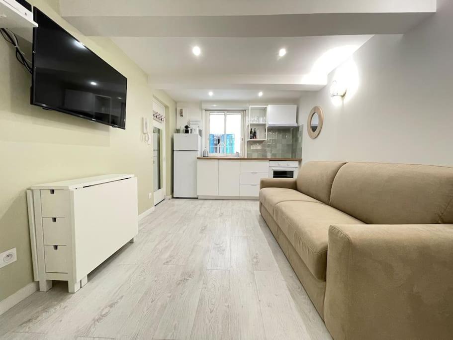 Chez Antho Studio -Studio Cosy Au Coeur Du Panier Vieux Port Apartment Marseille Ngoại thất bức ảnh